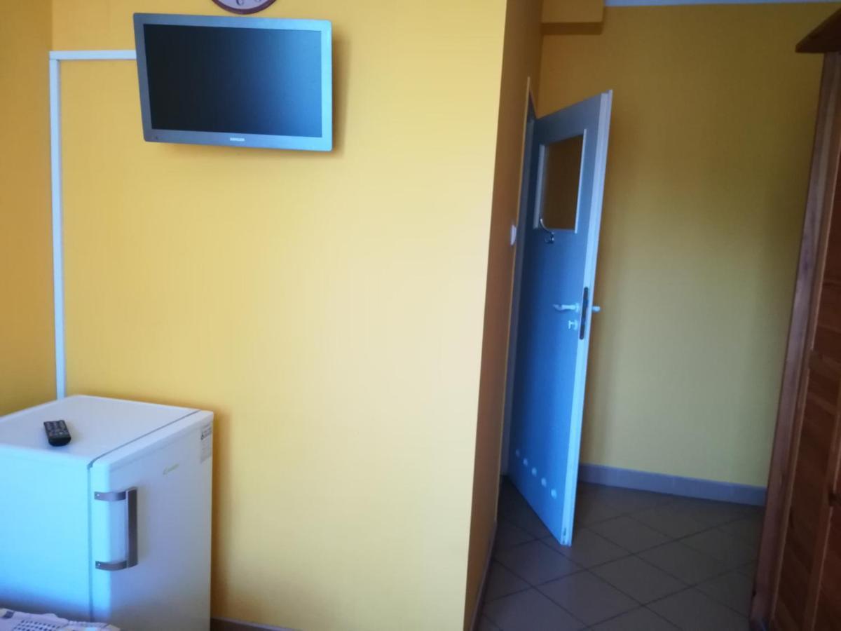 U Wikinga Hotel Zastan Esterno foto